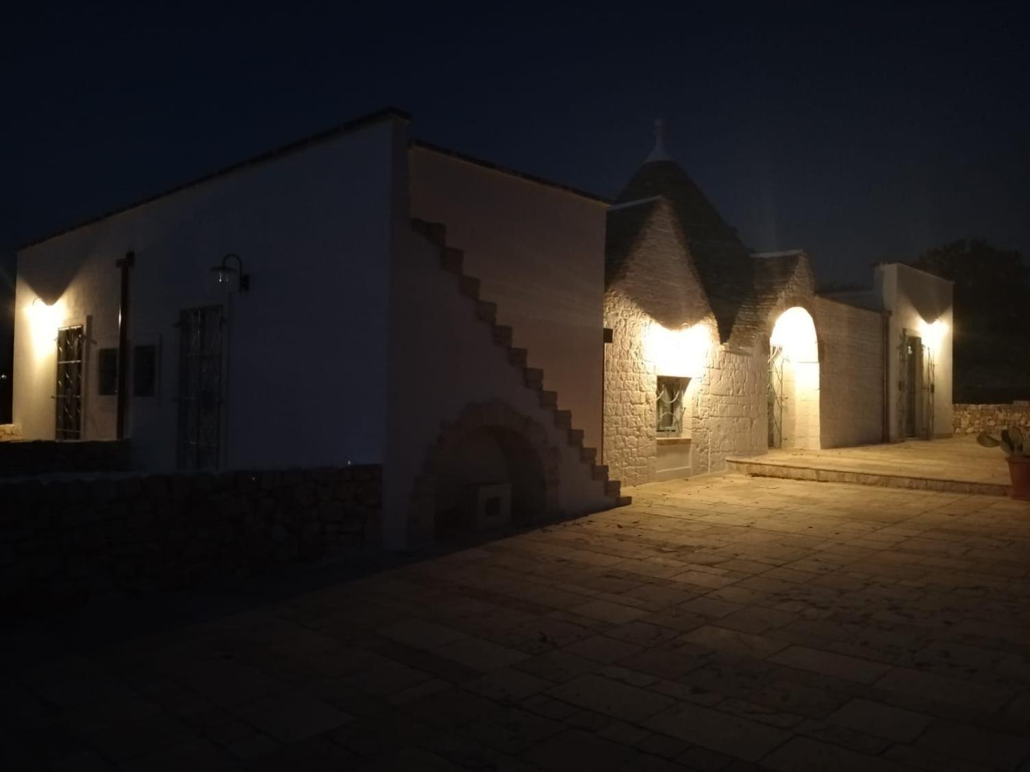 Trullo Dimora Podere Papilio Noci Luaran gambar