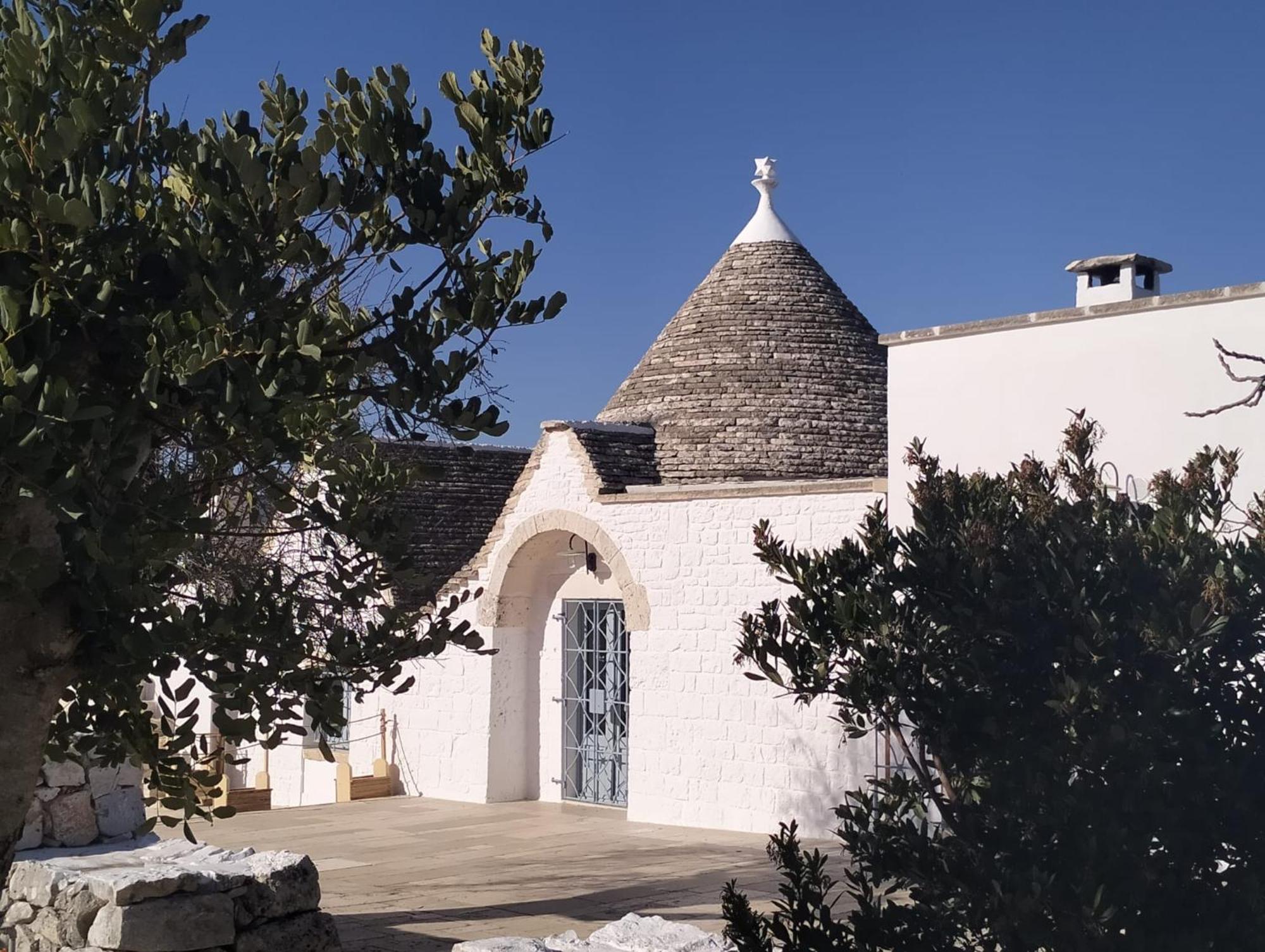 Trullo Dimora Podere Papilio Noci Luaran gambar