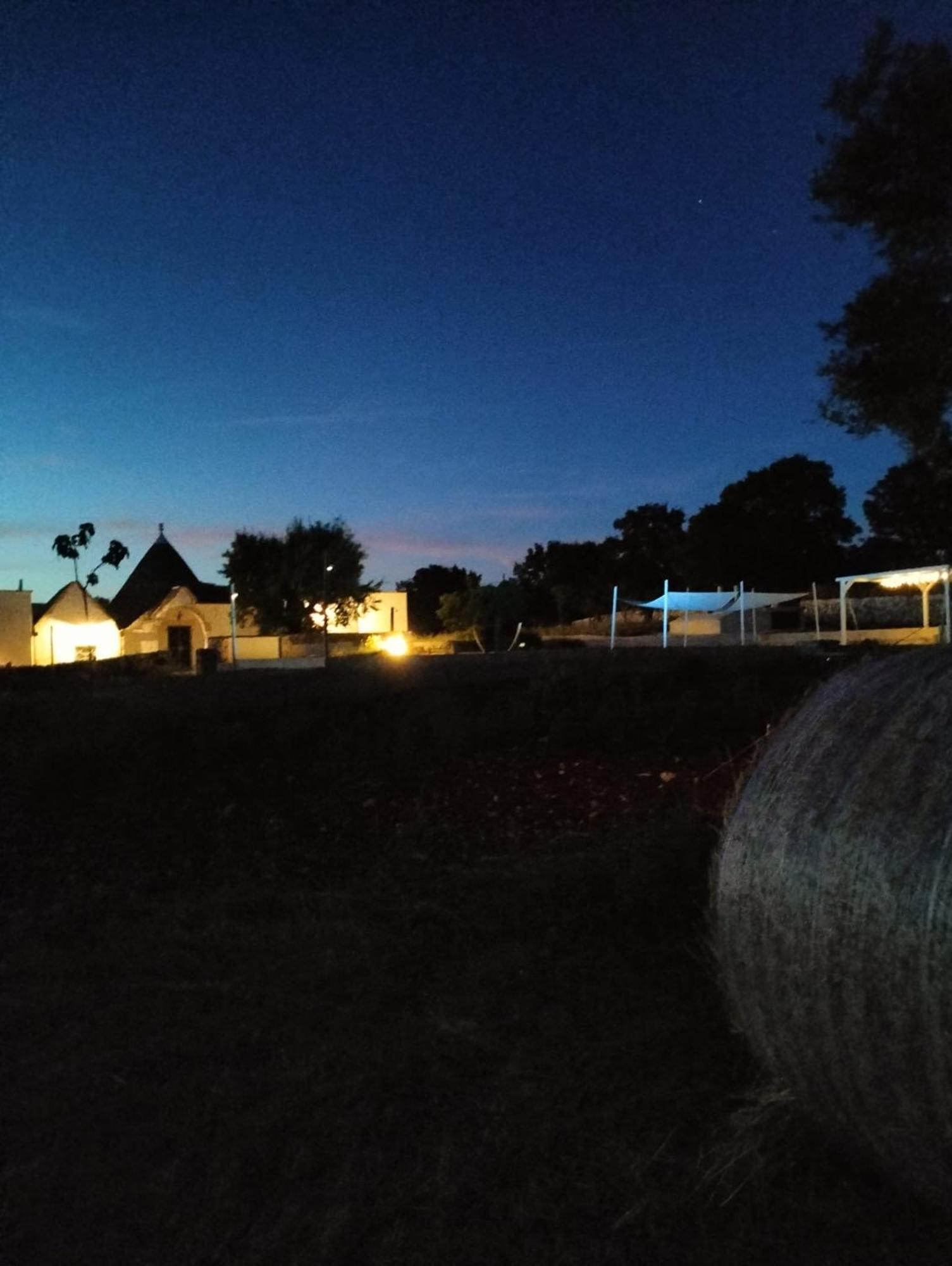 Trullo Dimora Podere Papilio Noci Luaran gambar