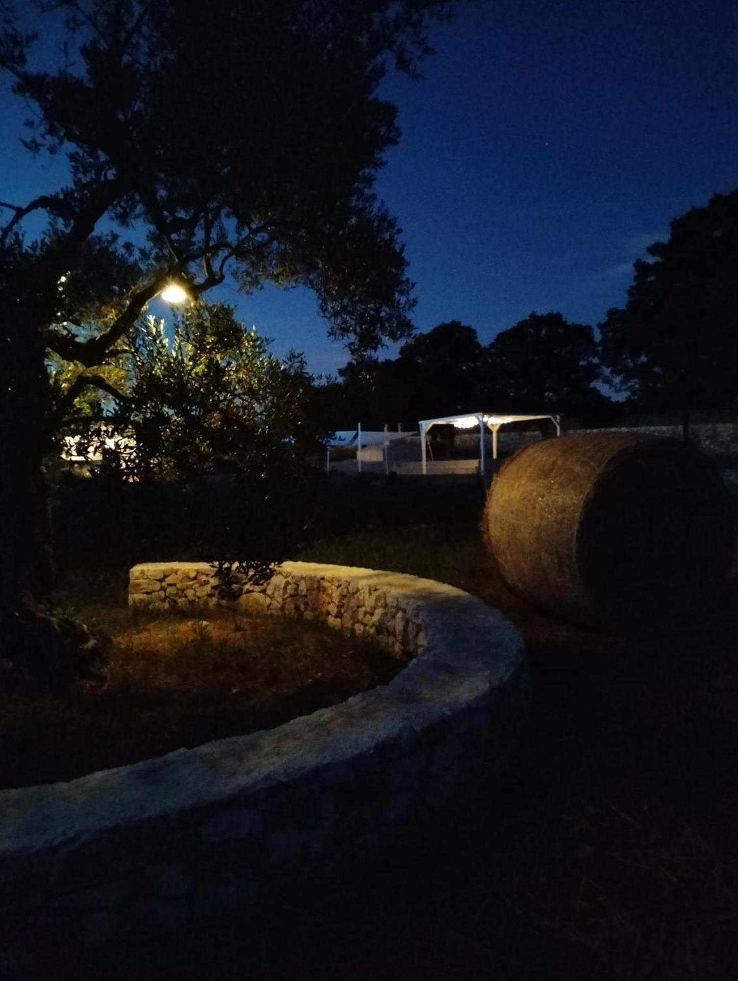 Trullo Dimora Podere Papilio Noci Luaran gambar