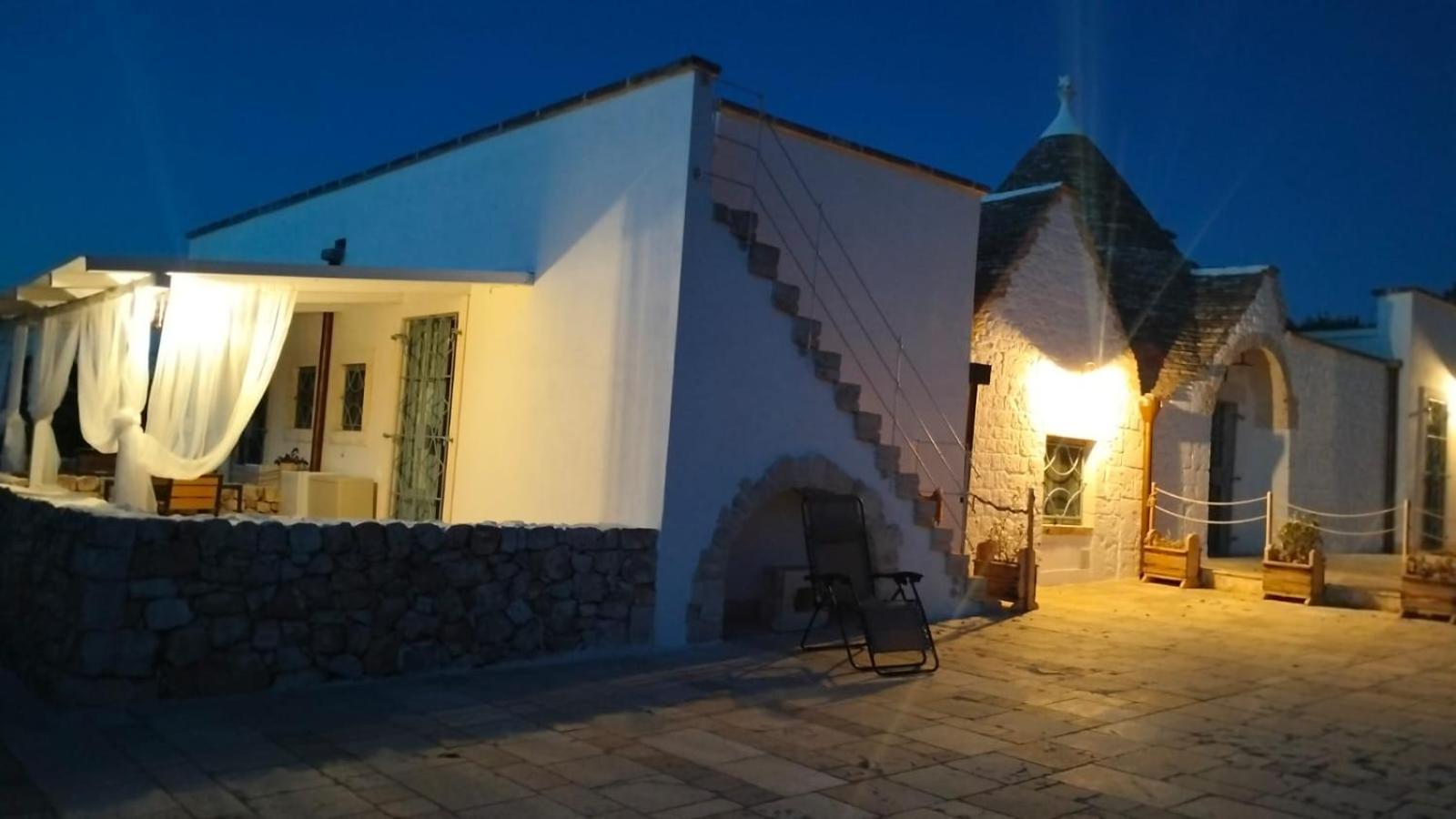 Trullo Dimora Podere Papilio Noci Luaran gambar